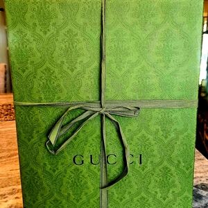 Gucci Original Green Shoebox 11x14